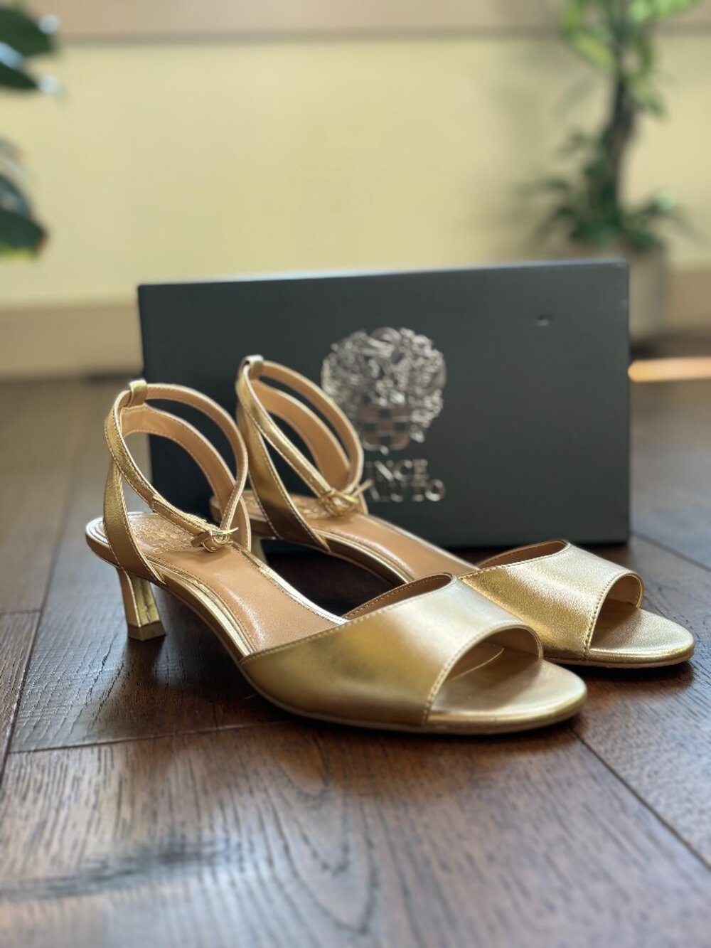 VINCE CAMUTO Gold ankle strap heels- SIze 8.5